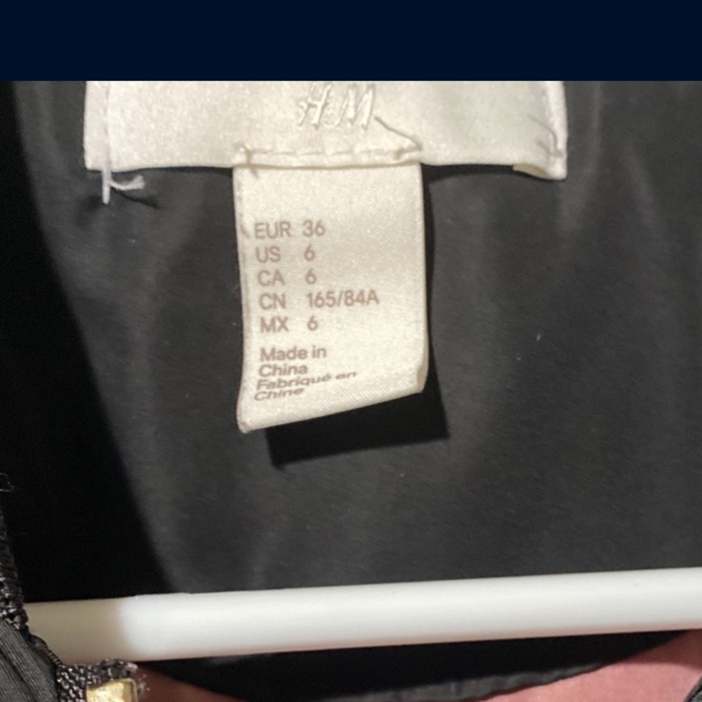 Black jacket - Picture 2 of 2